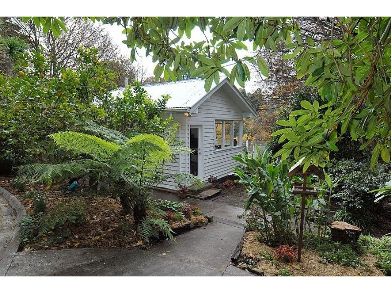 17 Sherbrooke Road, Sherbrooke VIC 3789