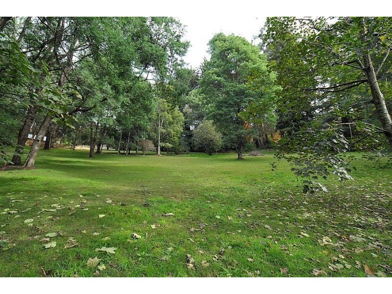 17 Sherbrooke Road, Sherbrooke VIC 3789