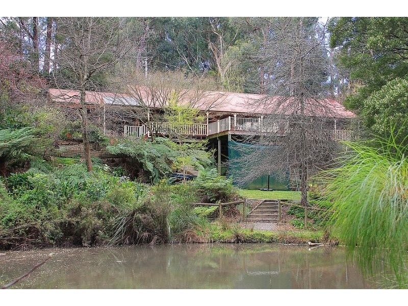 20 Bolton Road, Selby VIC 3159