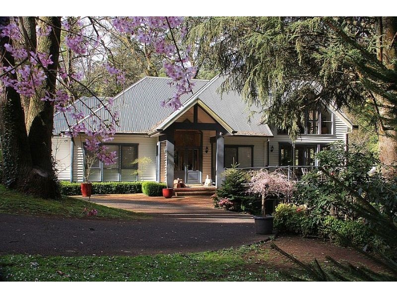 24 Olinda-Monbulk Road, Olinda VIC 3788