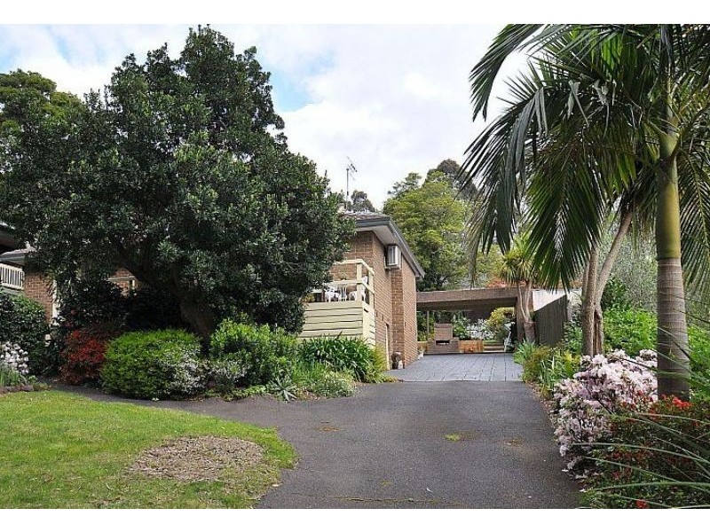 18 Benson Street, Belgrave VIC 3160