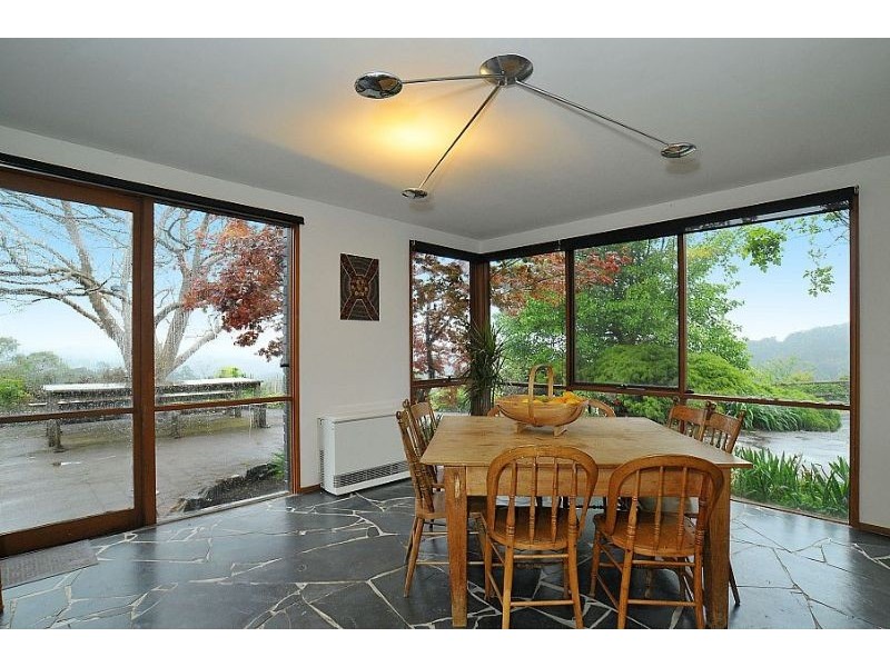 2 BlueBell Court, The Patch VIC 3792