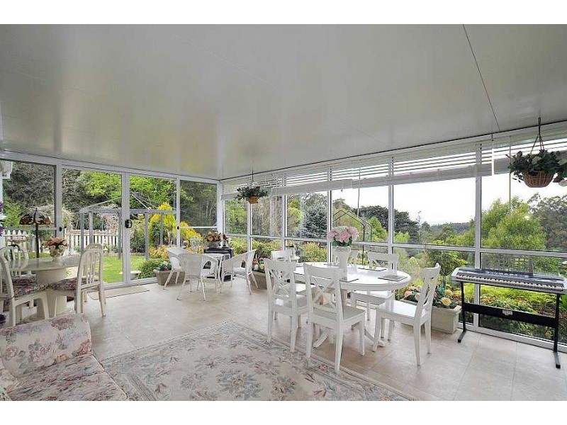 80 Old Coach Road, Mount Dandenong VIC 3767