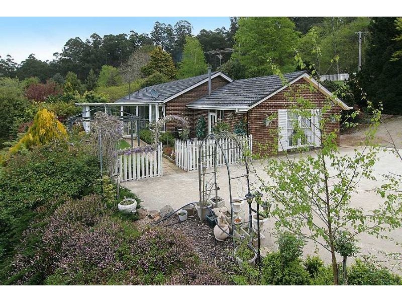 80 Old Coach Road, Mount Dandenong VIC 3767