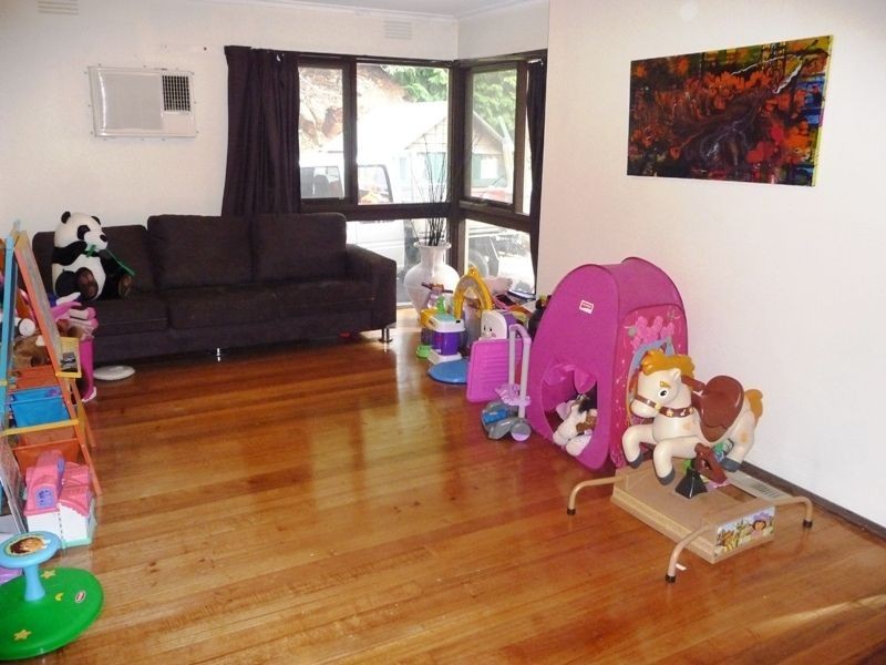 8 Cooloongatta road, Sassafras VIC 3787