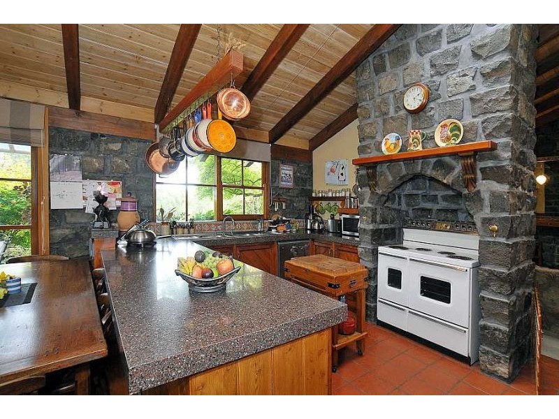 316 Glenfern Road, Upwey VIC 3158