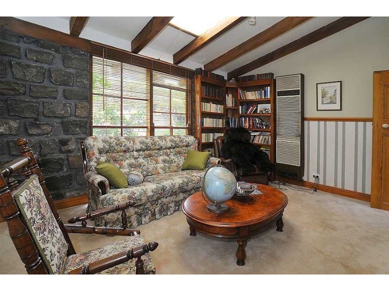 316 Glenfern Road, Upwey VIC 3158