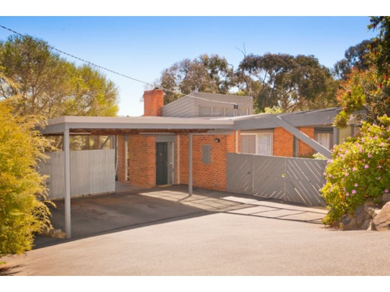 24 Hume Street, Upwey VIC 3158