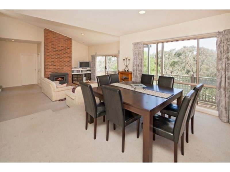 24 Hume Street, Upwey VIC 3158