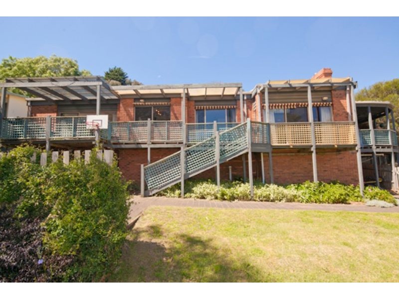 24 Hume Street, Upwey VIC 3158
