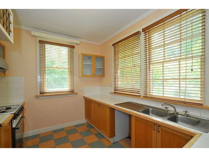 28 The Serpentine, Tecoma VIC 3160