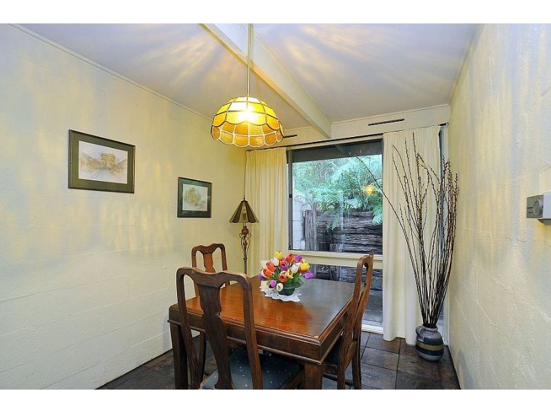 5 Woodland Grove, Selby VIC 3159