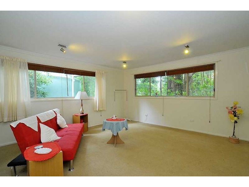 10 Warwick Farm Road, Olinda VIC 3788