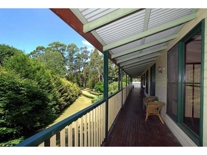 5 Myra Court, Kalorama VIC 3766