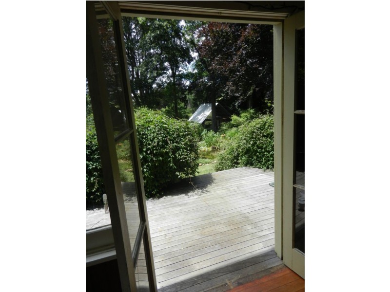 15 The Crescent, Sassafras VIC 3787