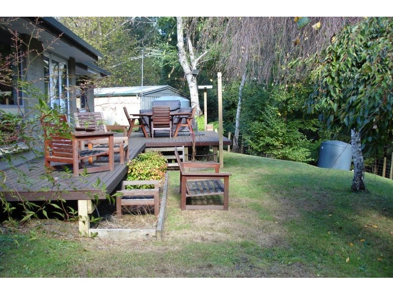 8 Warwick Farm Road, Olinda VIC 3788