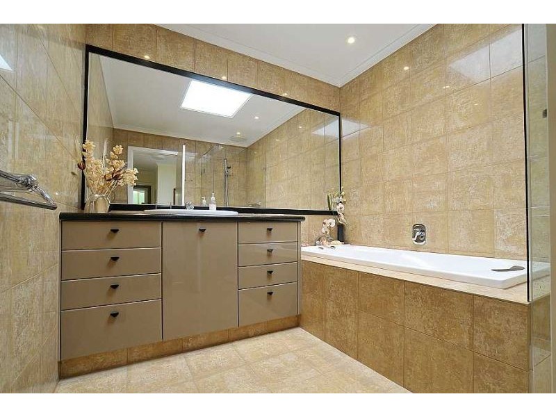 3 Skipton Road, Olinda VIC 3788