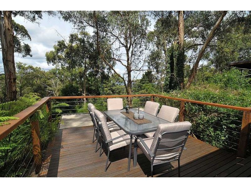 21 Bennett Avenue, Belgrave VIC 3160