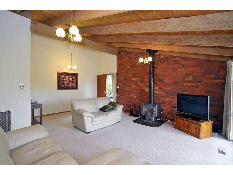 21 Bennett Avenue, Belgrave VIC 3160