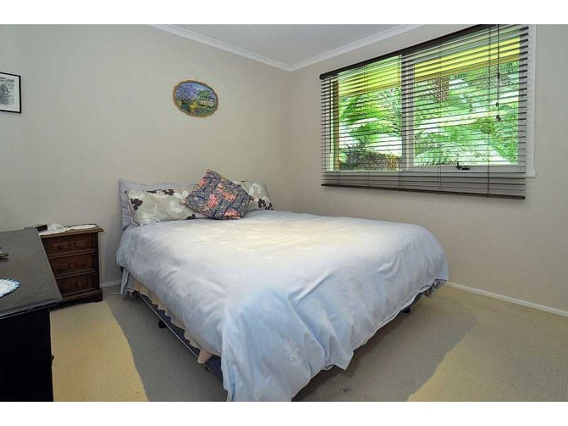 10 Warwick Farm Road, Olinda VIC 3788