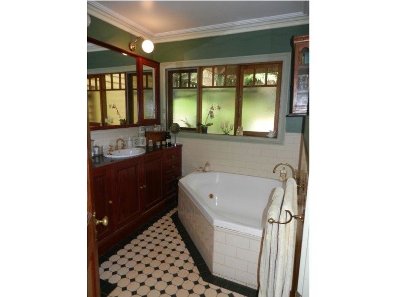 1154 Mt Dandenong Tourist Road, Kalorama VIC 3766