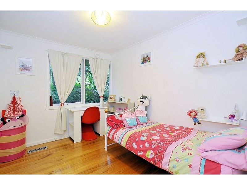 87 Temple Road, Selby VIC 3159