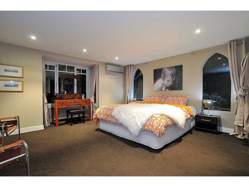 9 Observatory Road, Mount Dandenong VIC 3767
