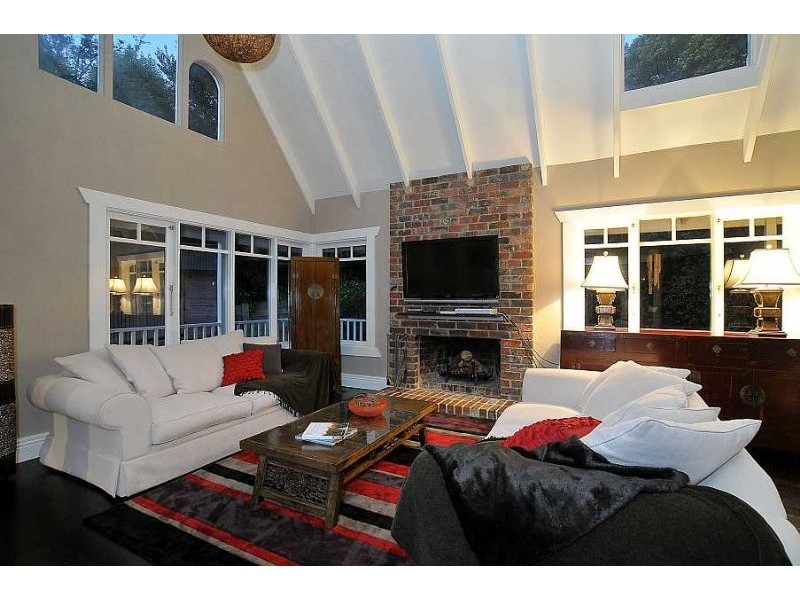 9 Observatory Road, Mount Dandenong VIC 3767