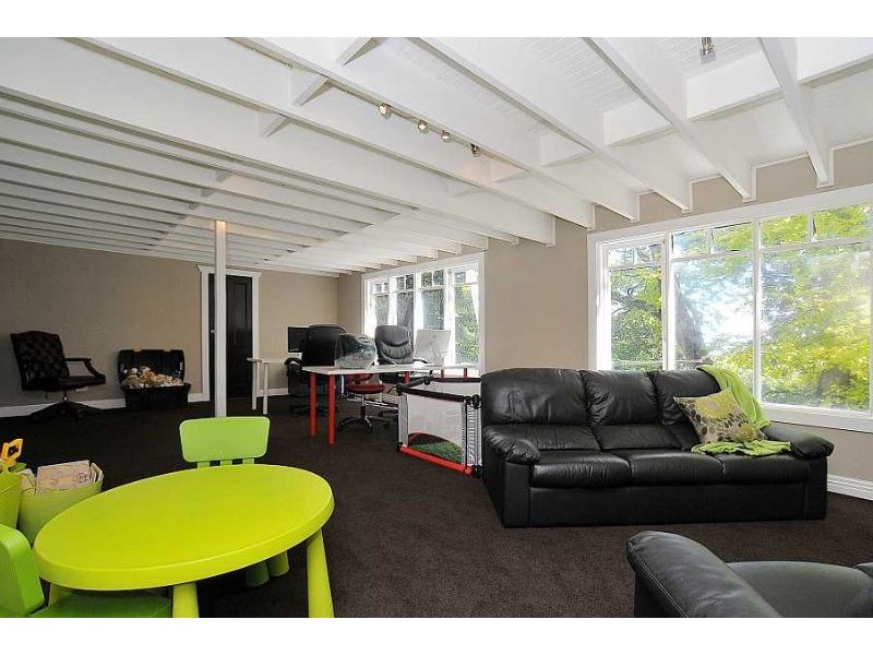 9 Observatory Road, Mount Dandenong VIC 3767