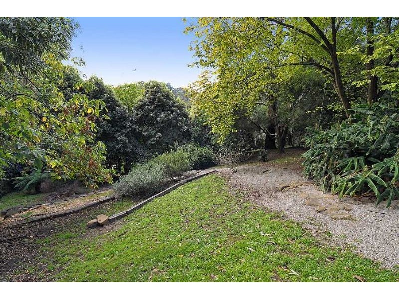 47 Waratah Avenue, Belgrave VIC 3160