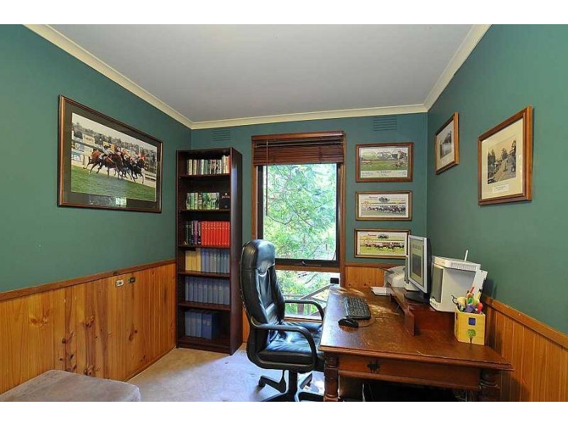 14 Arbor Avenue, Belgrave VIC 3160