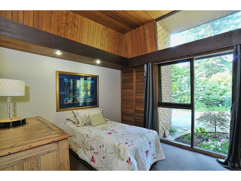 36 Hilton Road, Ferny Creek VIC 3786