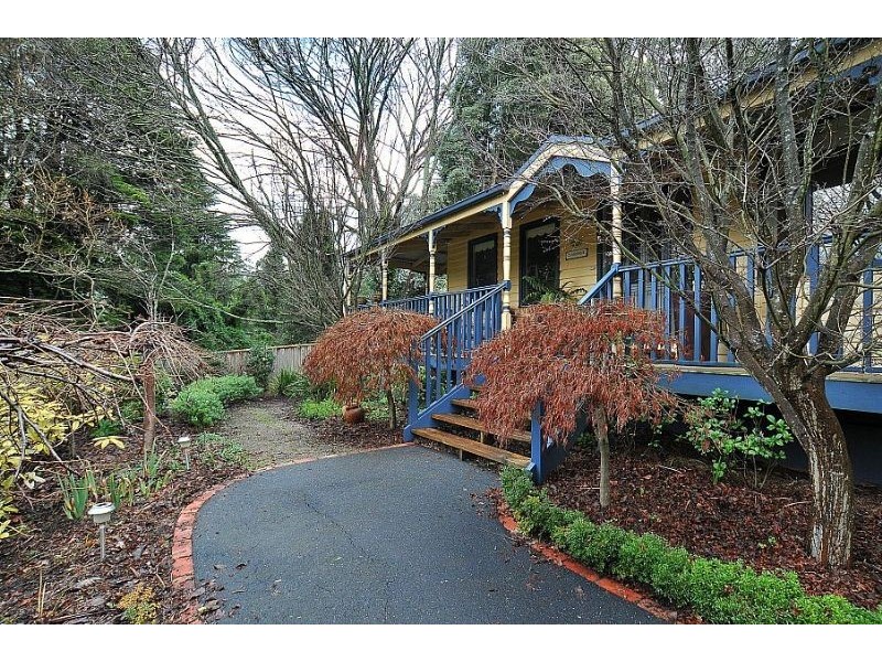 3 Claverton Avenue, Mount Dandenong VIC 3767