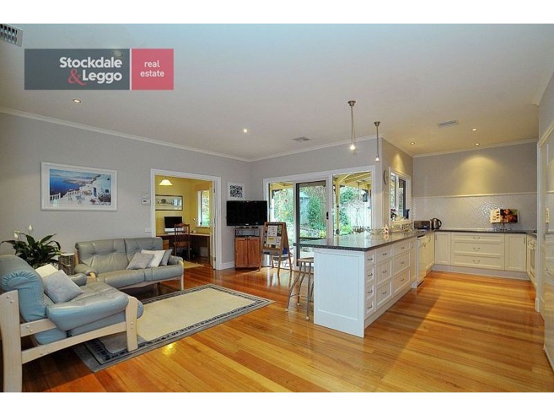 3 Claverton Avenue, Mount Dandenong VIC 3767