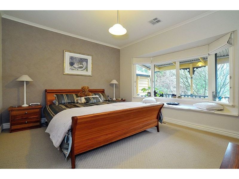 3 Claverton Avenue, Mount Dandenong VIC 3767