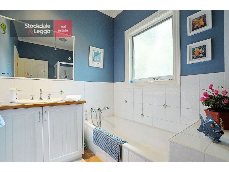 3 Claverton Avenue, Mount Dandenong VIC 3767