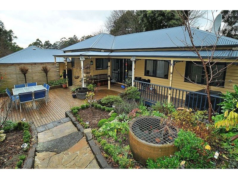 3 Claverton Avenue, Mount Dandenong VIC 3767