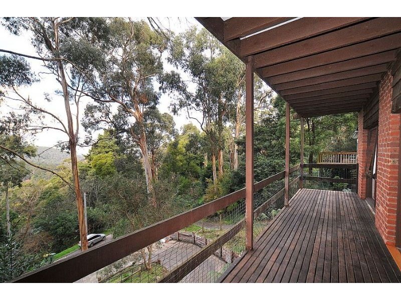 19 Bennett Avenue, Belgrave VIC 3160
