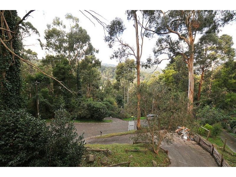 19 Bennett Avenue, Belgrave VIC 3160