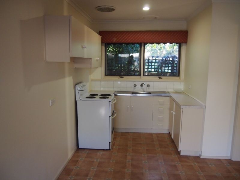 8/11 John Street, Blackburn VIC 3130