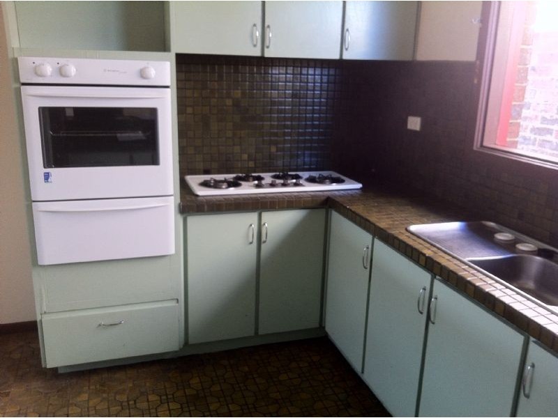 30 Cloverdale Close, Burwood East VIC 3151