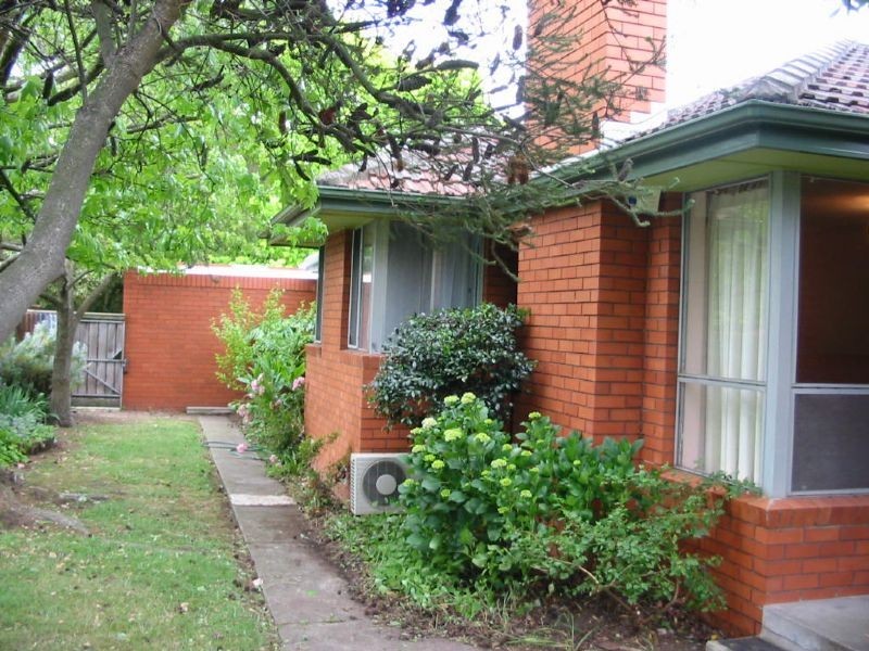 1 Jacana Road, Forest Hill VIC 3131