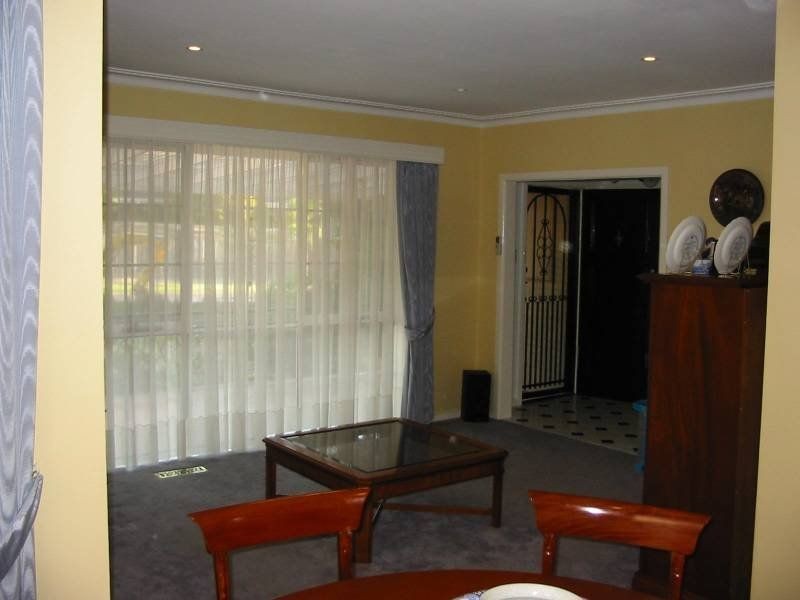 11 Norma Road, Forest Hill VIC 3131