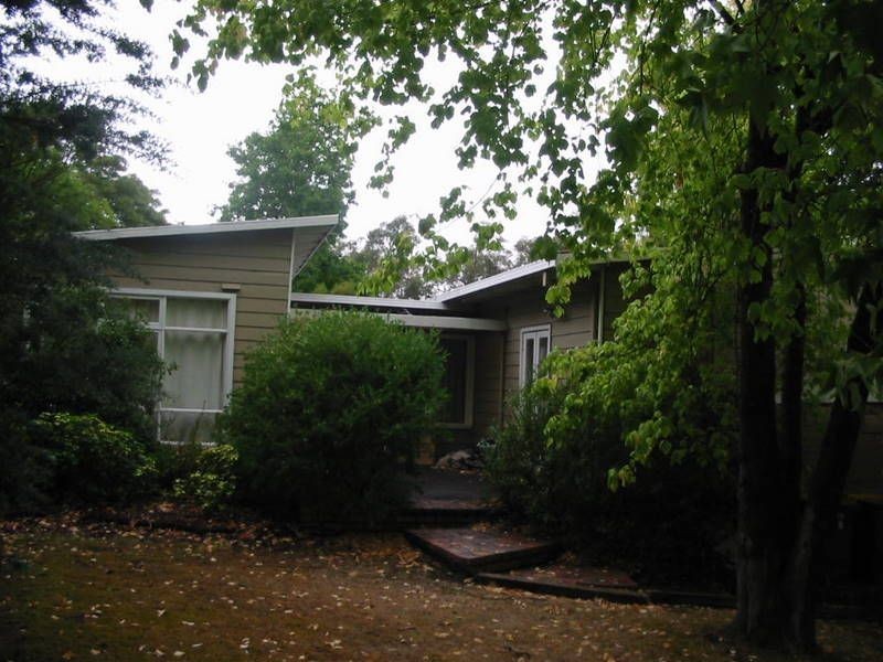 5 Cromwell Court, Blackburn VIC 3130