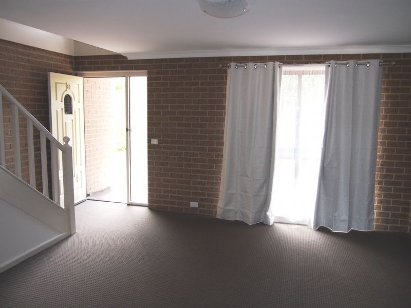2/9 Station Street, Blackburn VIC 3130