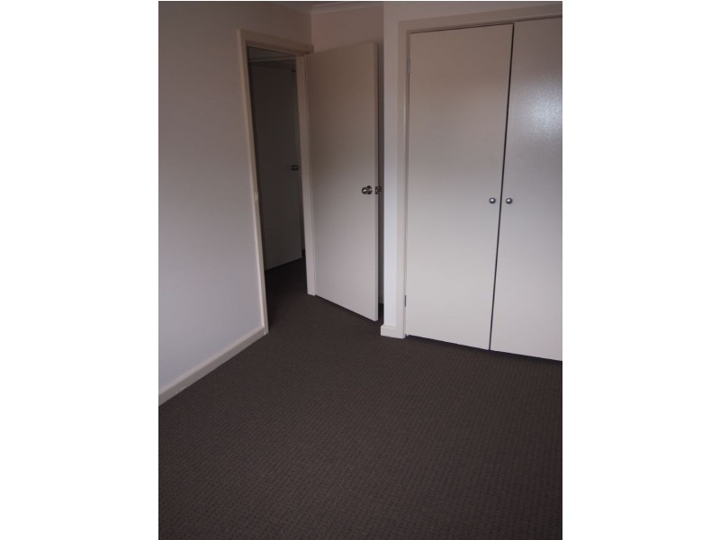 2/9 Station Street, Blackburn VIC 3130