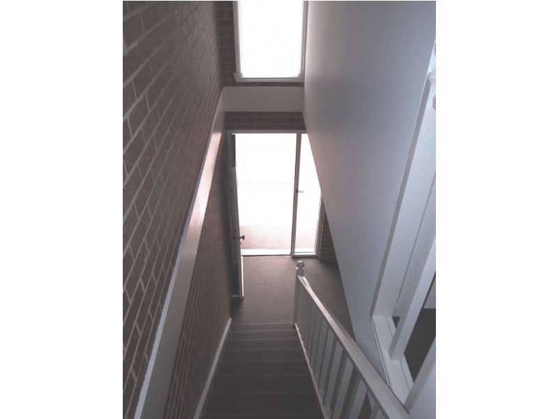 2/9 Station Street, Blackburn VIC 3130