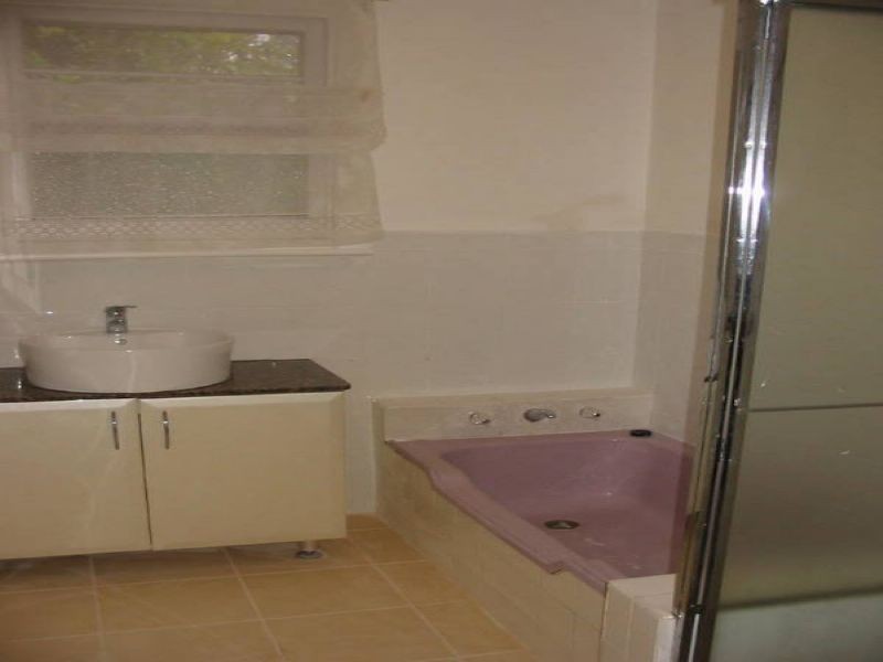 8 Masons Road, Blackburn VIC 3130