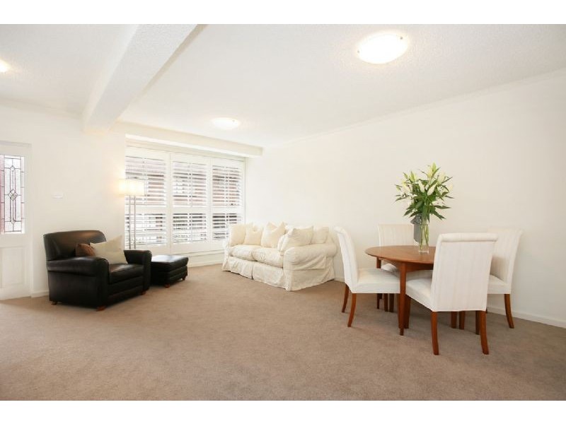 6/1 Glen Ebor Avenue, Blackburn VIC 3130