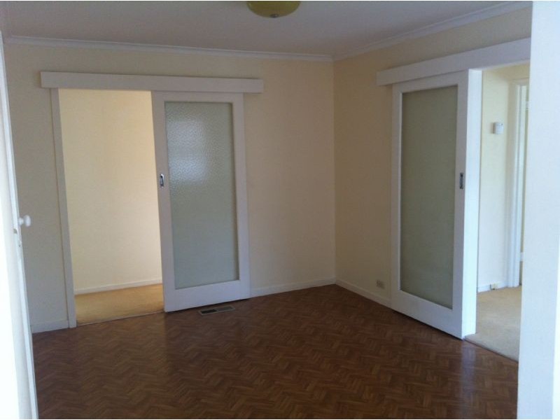 2 Rodney Close, Blackburn South VIC 3130